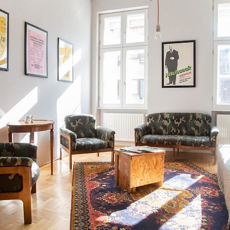 Stylishly Redecorated Apartment In Great Location Budapeşte Dış mekan fotoğraf